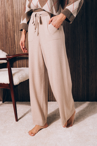 Ženske pletene pantalone