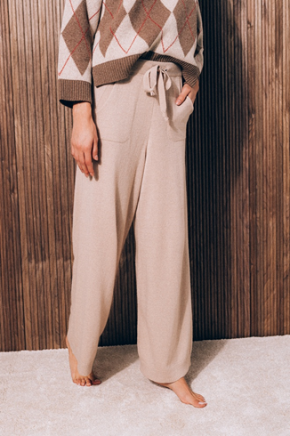 Ženske pletene pantalone