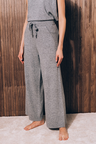 Ženske pletene pantalone