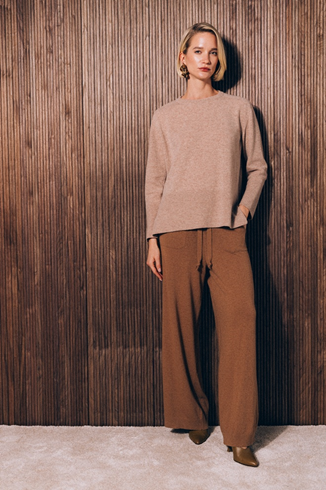 Ženske pletene pantalone