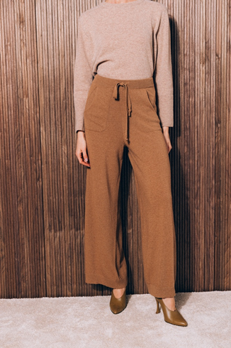 Ženske pletene pantalone